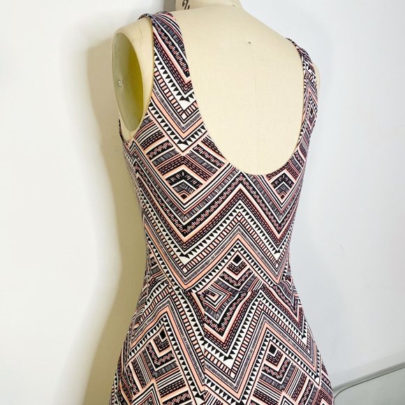 NWOT H&M Divided Geometric Fit + Flare Skater Tank Mini Dress - Picture 3 of 11